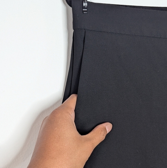 Babaton Atelier Elastic Waist Crepe Cropped Tapered Pant Black 14 - Picture 5 of 8